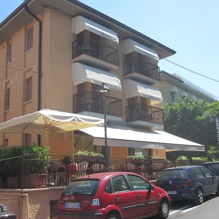 Benacus Hotel