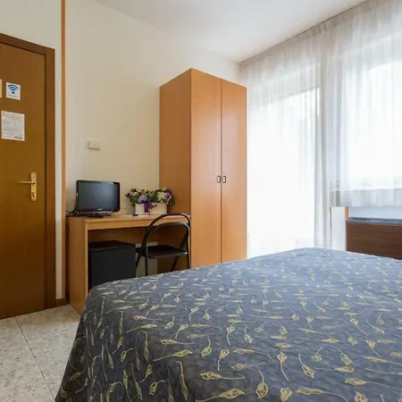 Benacus Hotel