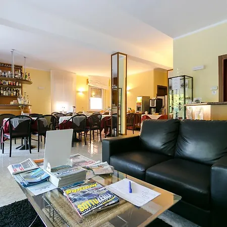 Benacus Hotel